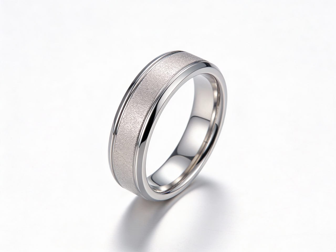 Обручальное кольцо из серебра 925 пробы